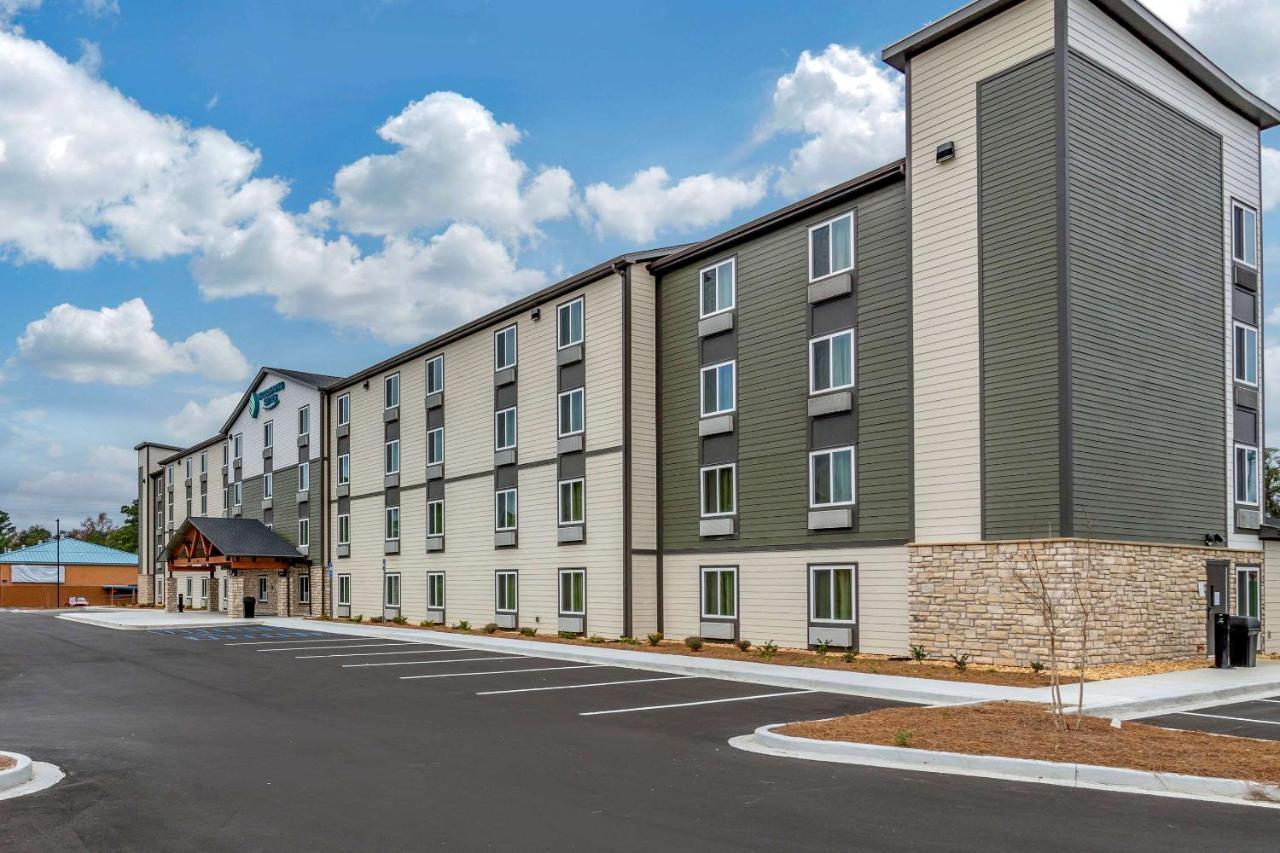 Woodspring Suites Brunswick Exterior foto